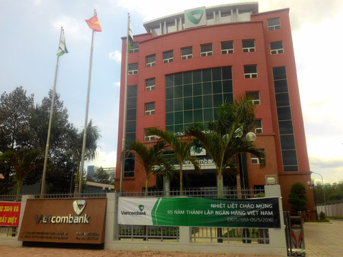 Hình ảnh trụ sở Vietcombank Nhơn Trạch trên đường Nguyễn Hữu Cảnh